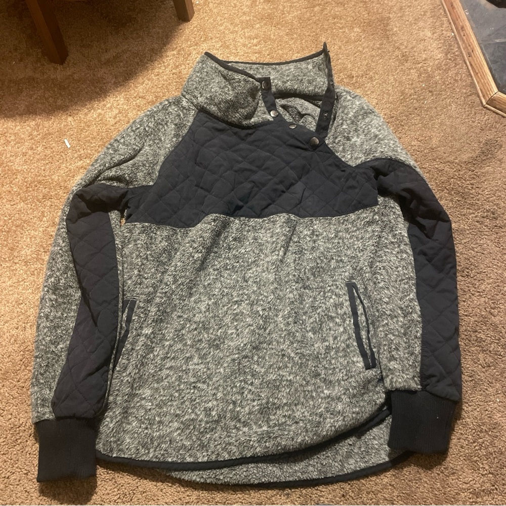 Abercrombie & Fitch Gray Fleece Pullover